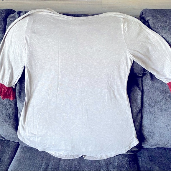 Daisy Rae Woman’s M ruffle sleeve T- shirt - Picture 3 of 6